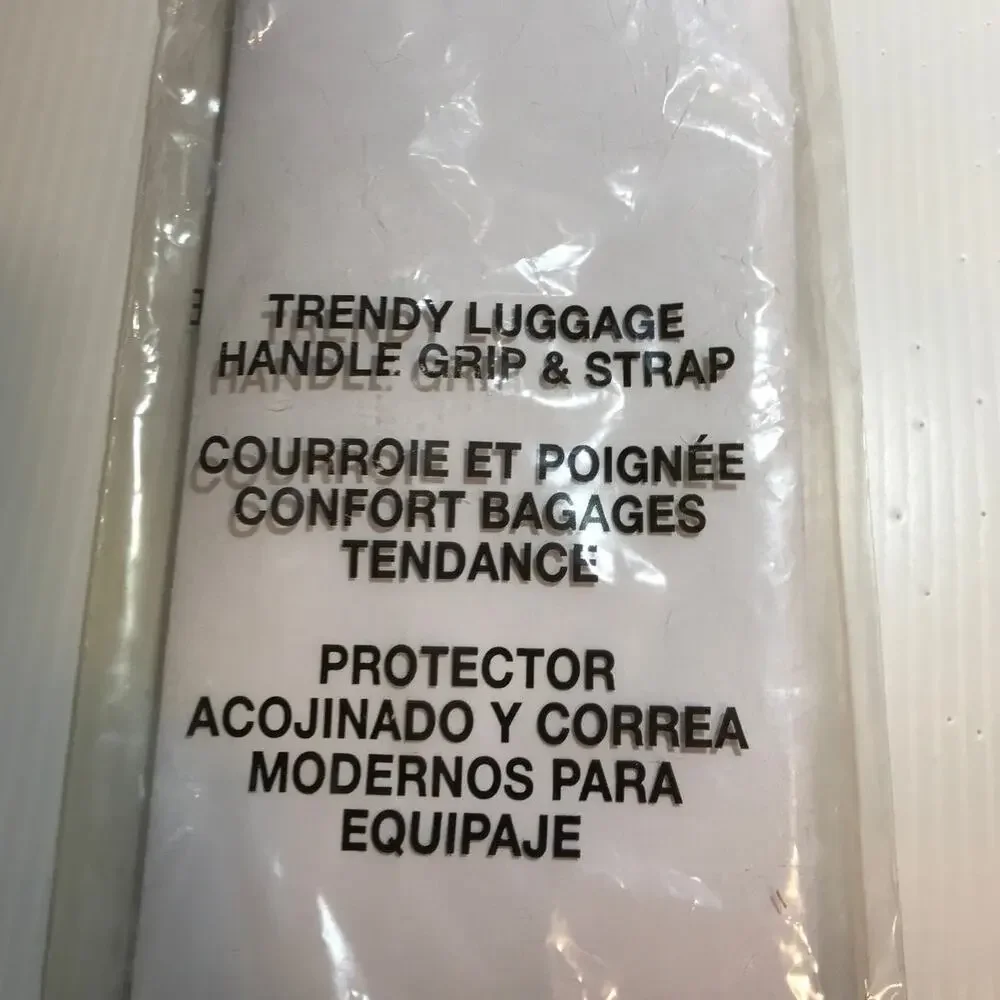NWT Vintage Avon Giraffe Theme Luggage Handle Grip & Strap